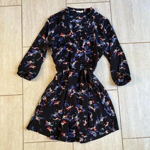 ✨LAST CHANCE✨ Lush wrap-style dress, black with blue and red pattern